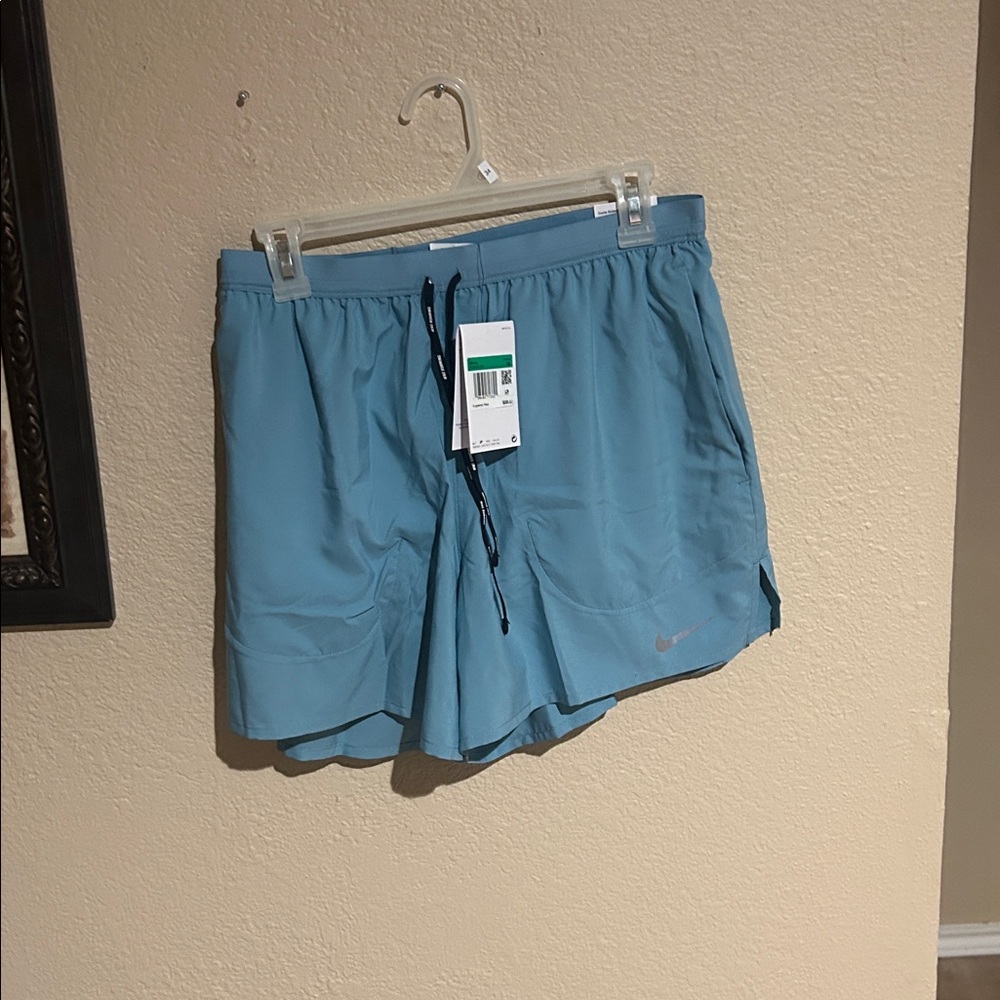 Nike NWT Men’s XL Blue Running Shorts Dri-Fit Athletic Gym Workout Activewear